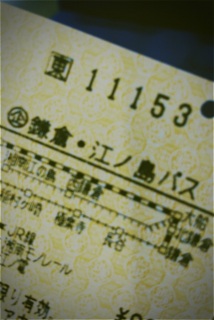 �����s
