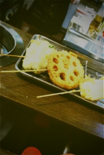 ���g��