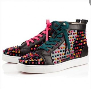 �X�j�[�J�[